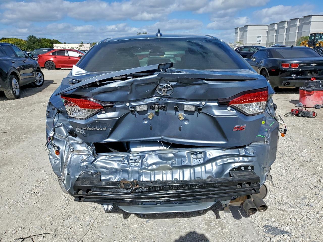 2022 TOYOTA COROLLA SE photo 6