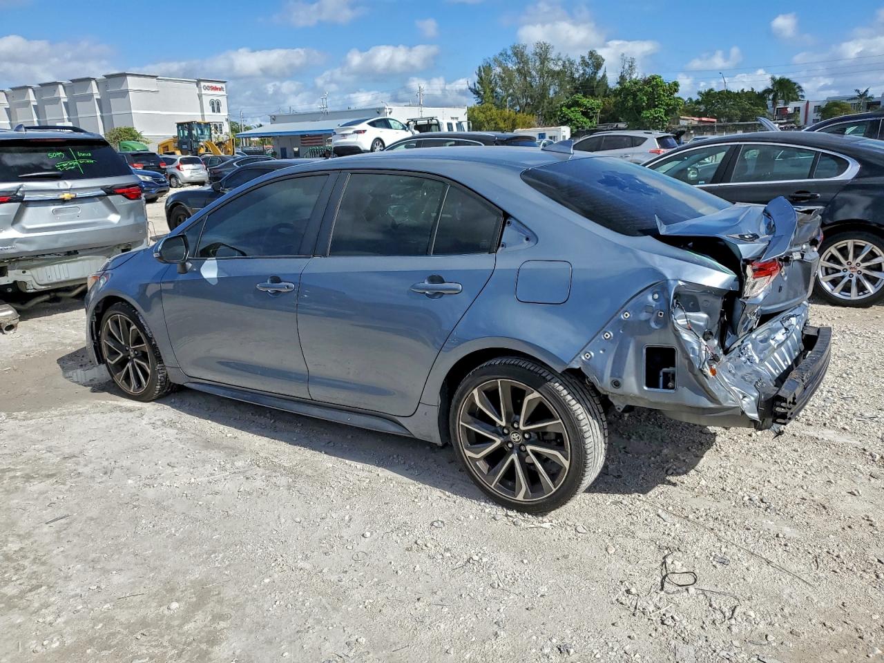 2022 TOYOTA COROLLA SE photo 2
