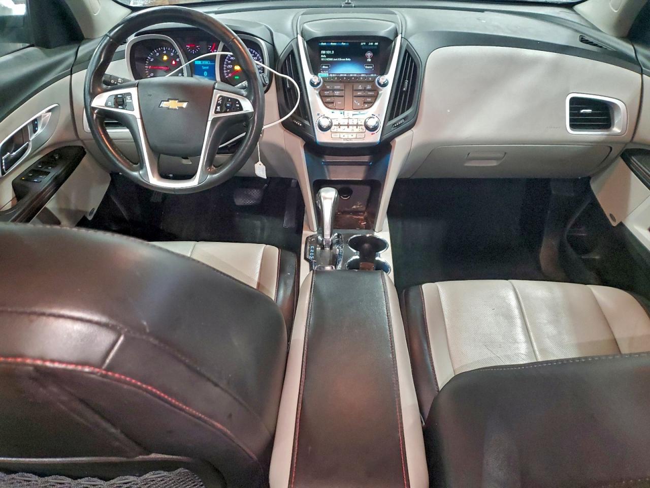 2015 CHEVROLET EQUINOX LT photo 19