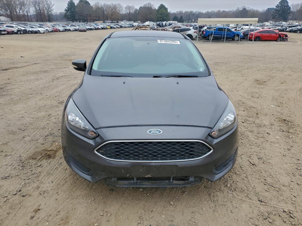 2015 FORD FOCUS SE photo 9