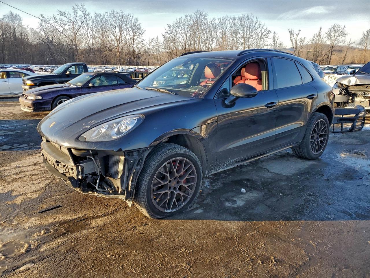 2016 PORSCHE MACAN