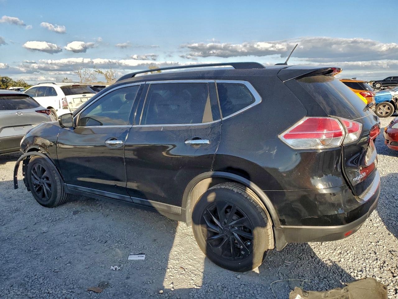 2014 NISSAN ROGUE S photo 4