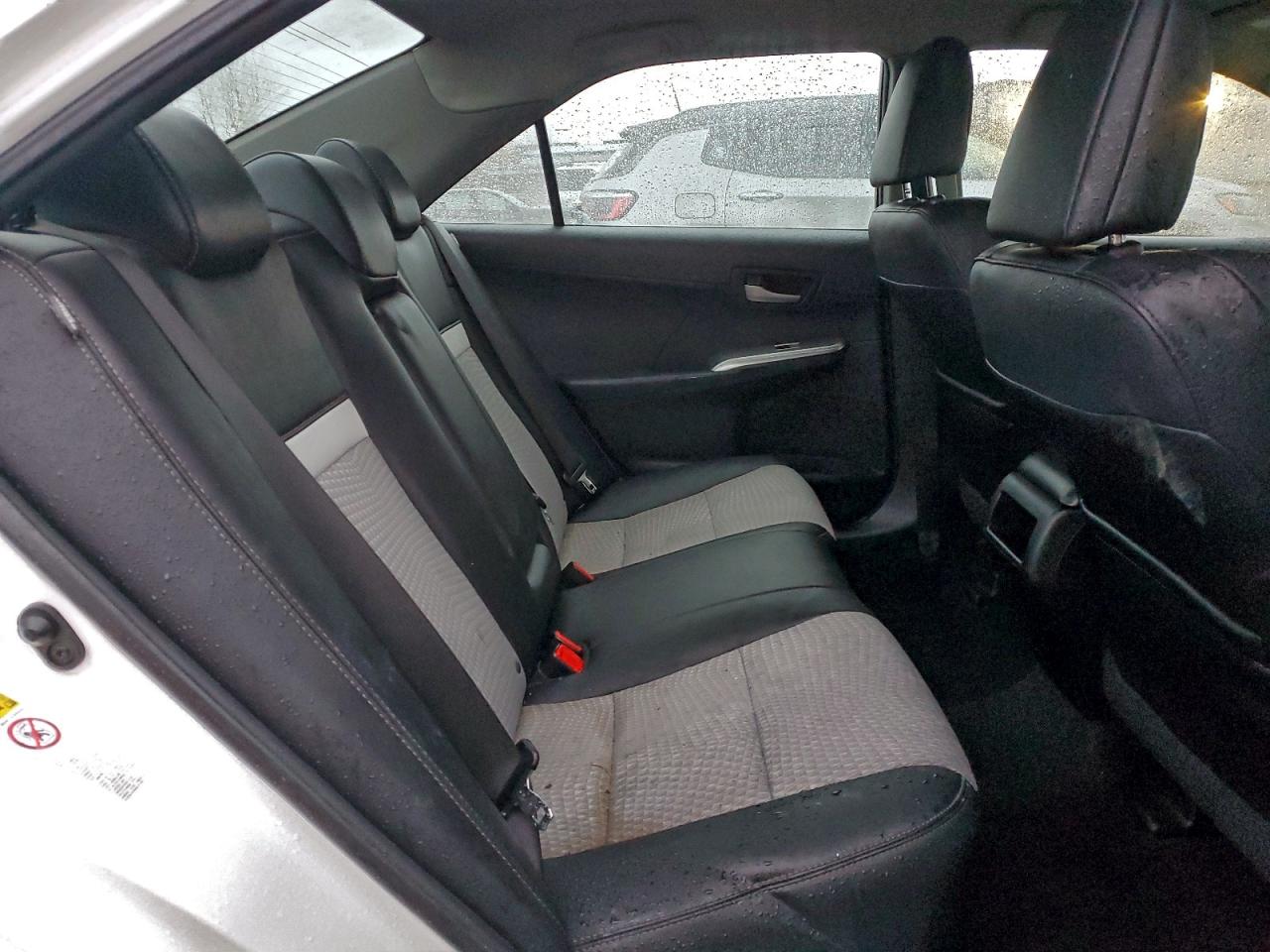 2014 TOYOTA CAMRY L photo 19