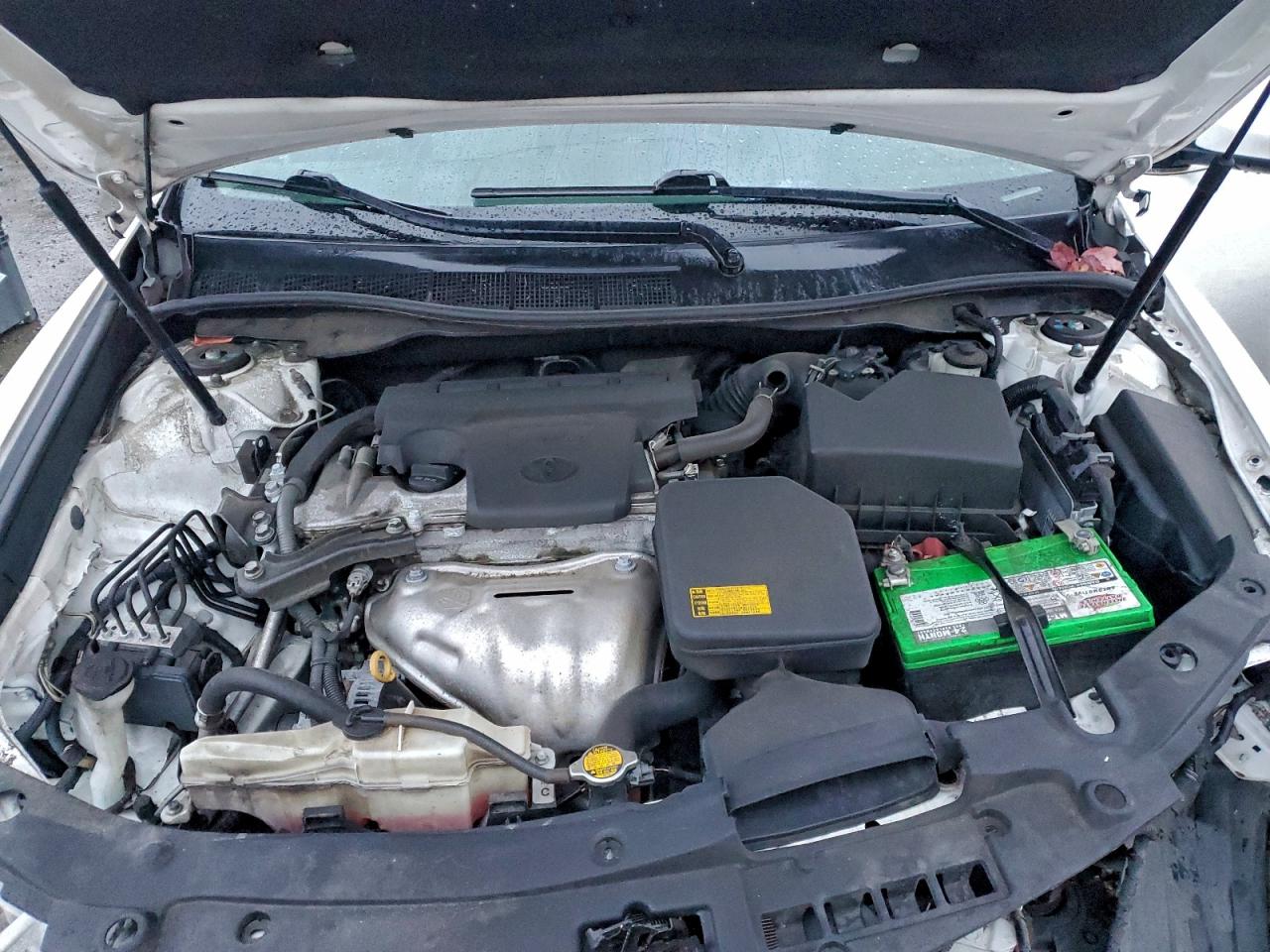 2014 TOYOTA CAMRY L photo 21