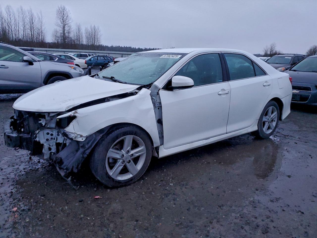 2014 TOYOTA CAMRY