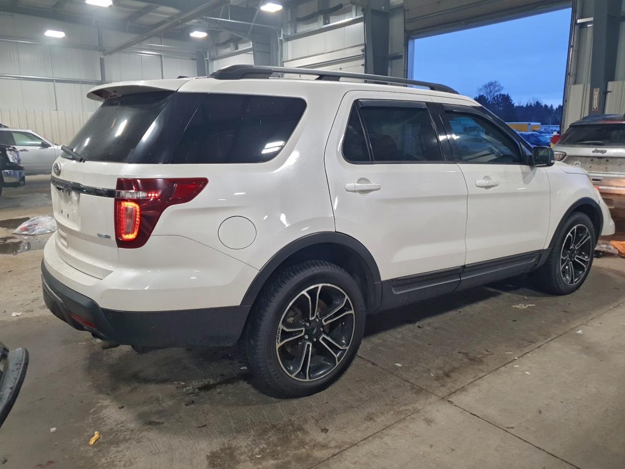 2015 FORD EXPLORER SPORT photo 5