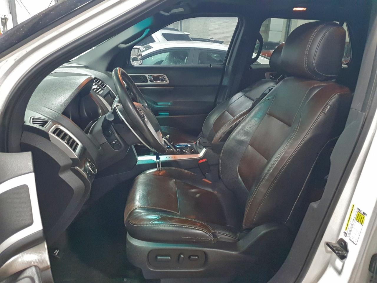 2015 FORD EXPLORER SPORT photo 13