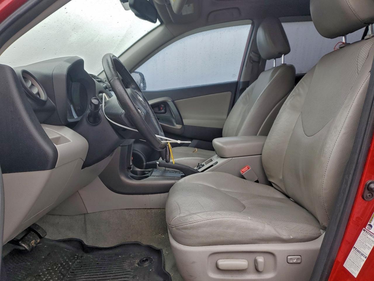 2011 TOYOTA RAV4 LIMITED photo 13