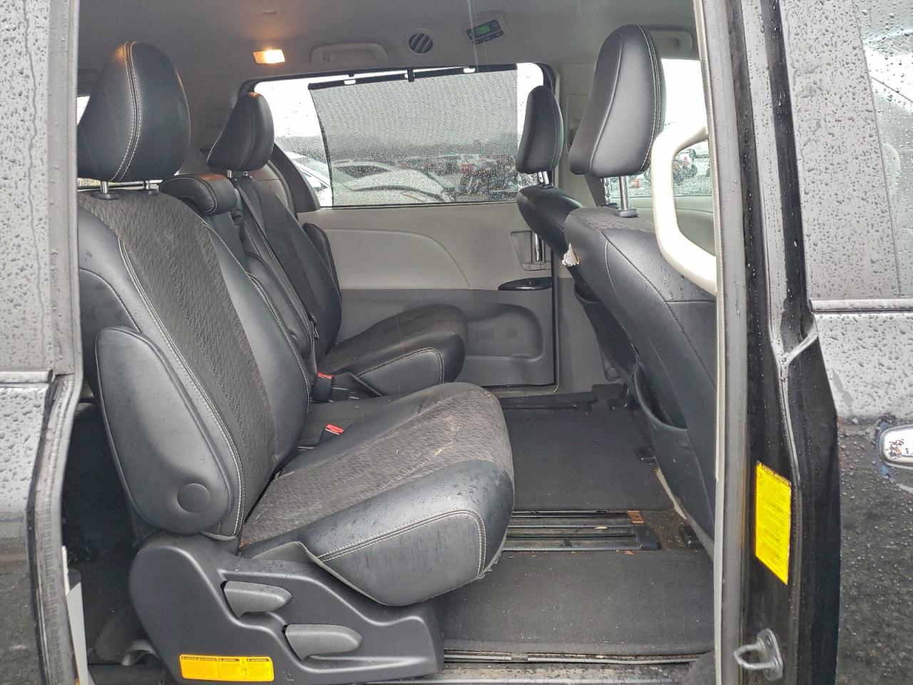 2014 TOYOTA SIENNA SPORT photo 11