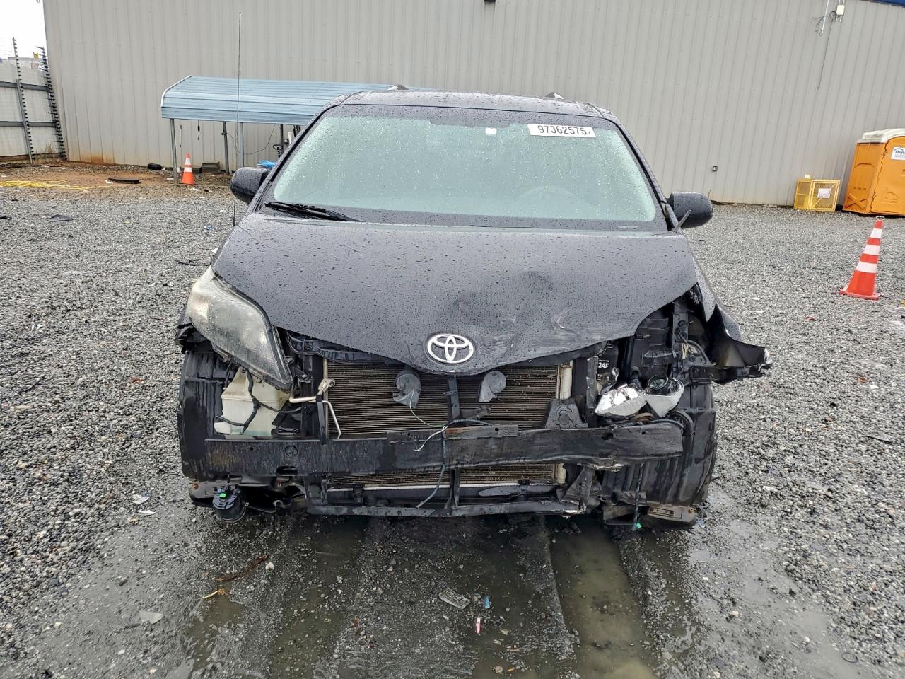 2014 TOYOTA SIENNA SPORT photo 5