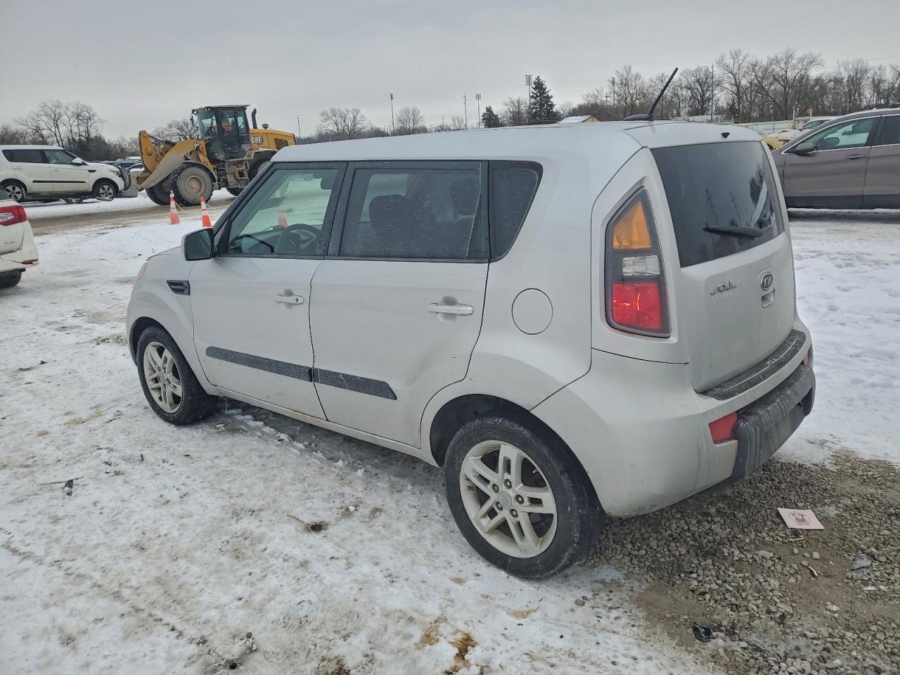 2011 KIA SOUL + photo 3