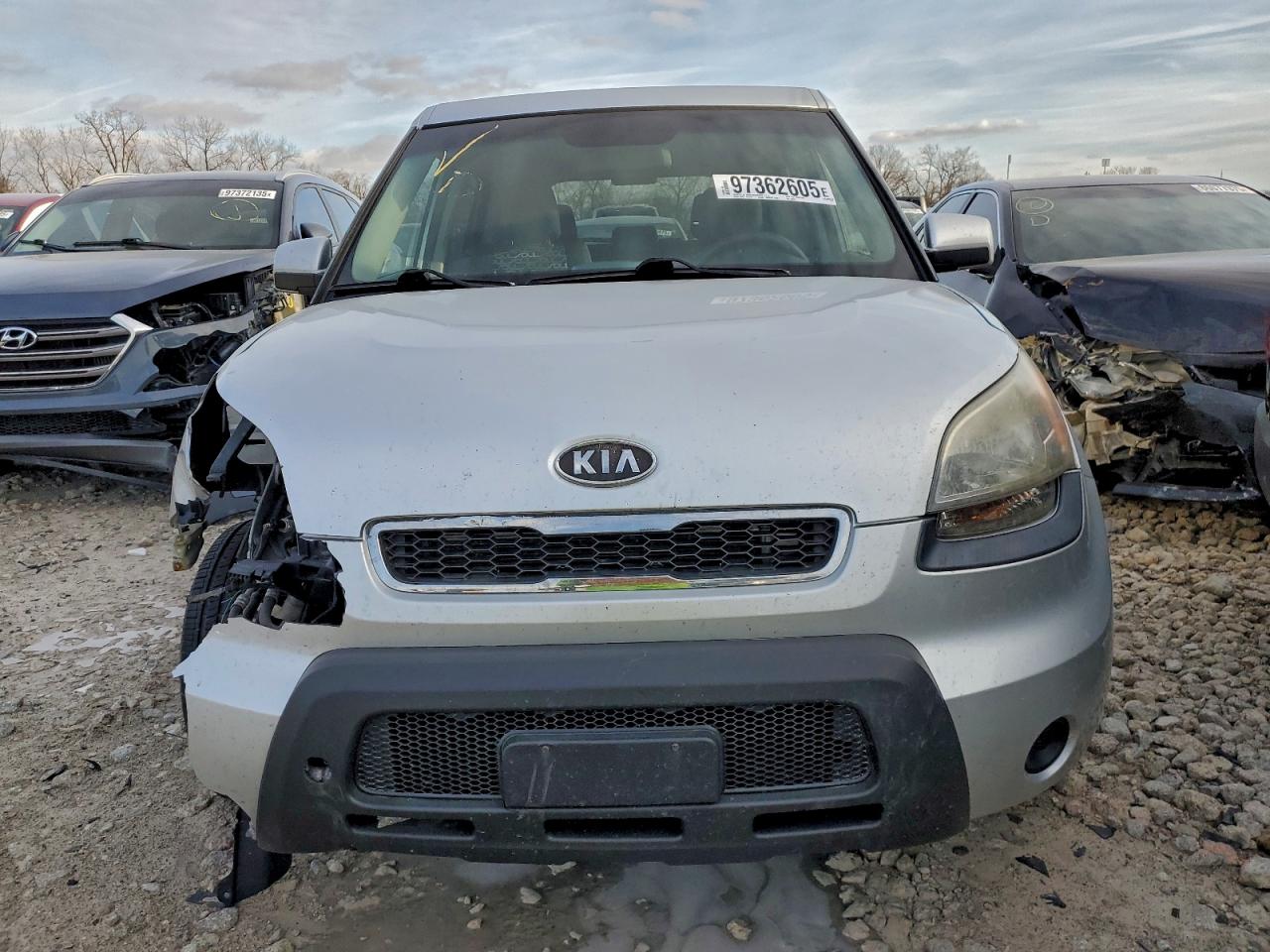 2011 KIA SOUL + photo 9