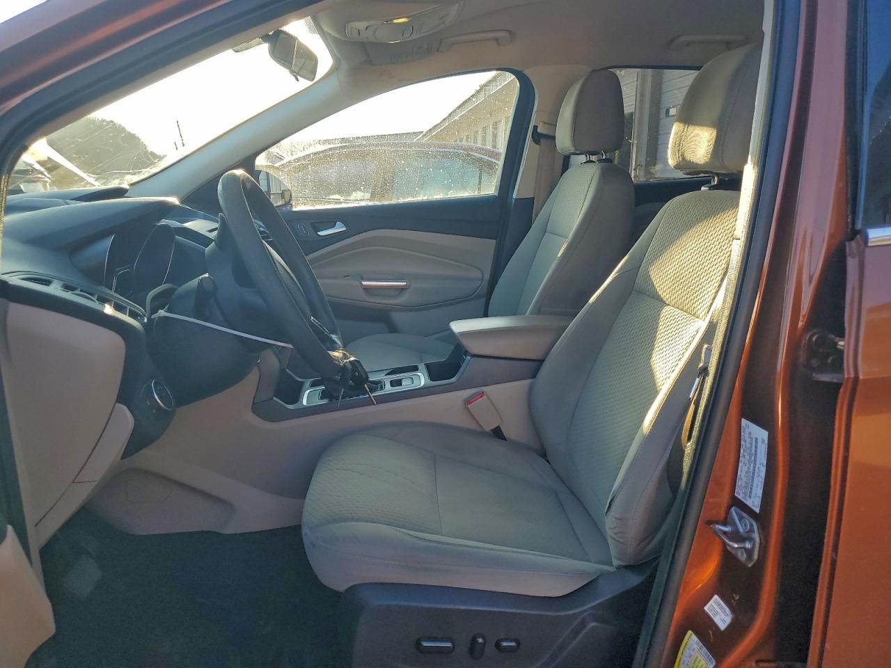 2017 FORD ESCAPE SE photo 7