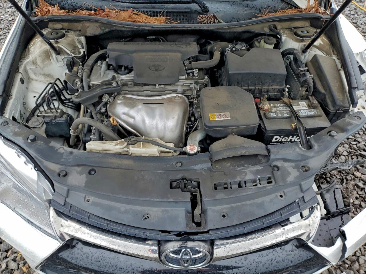 2017 TOYOTA CAMRY LE photo 11