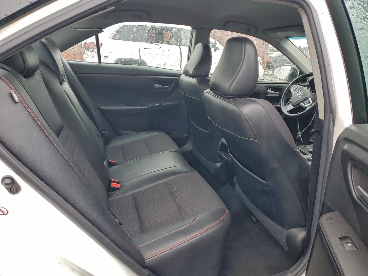 2017 TOYOTA CAMRY LE photo 10