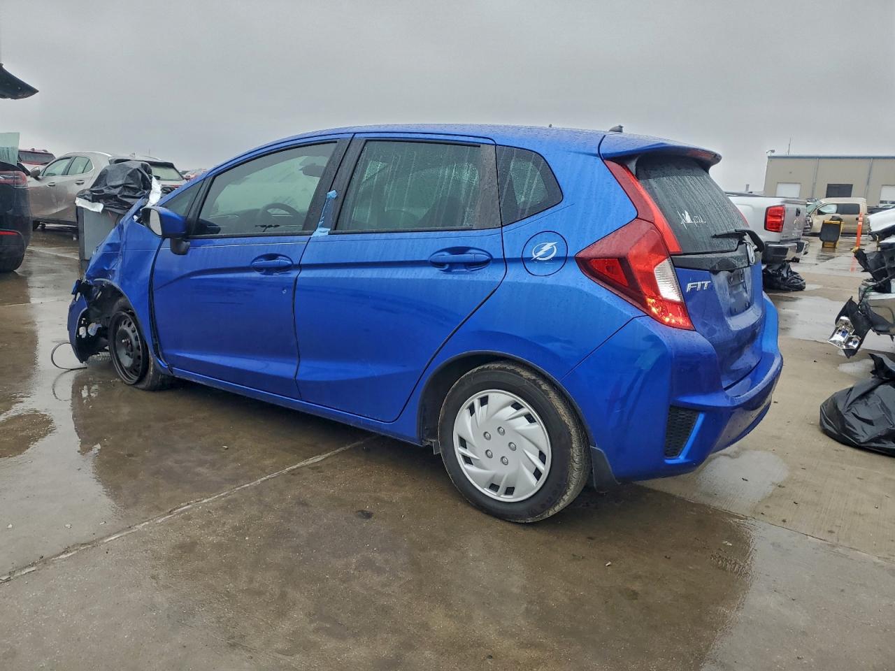 2015 HONDA FIT LX photo 2