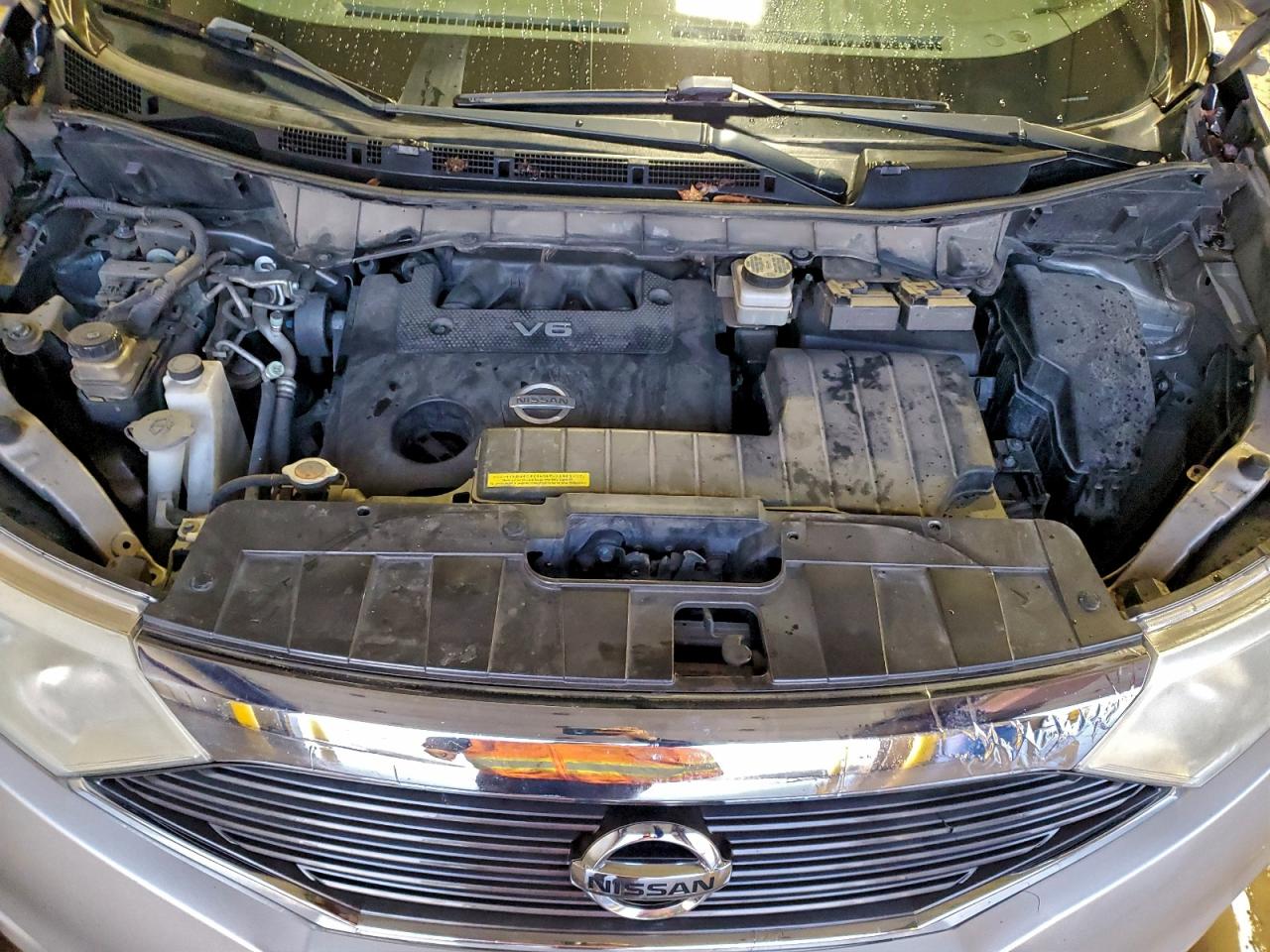 2012 NISSAN QUEST S photo 12