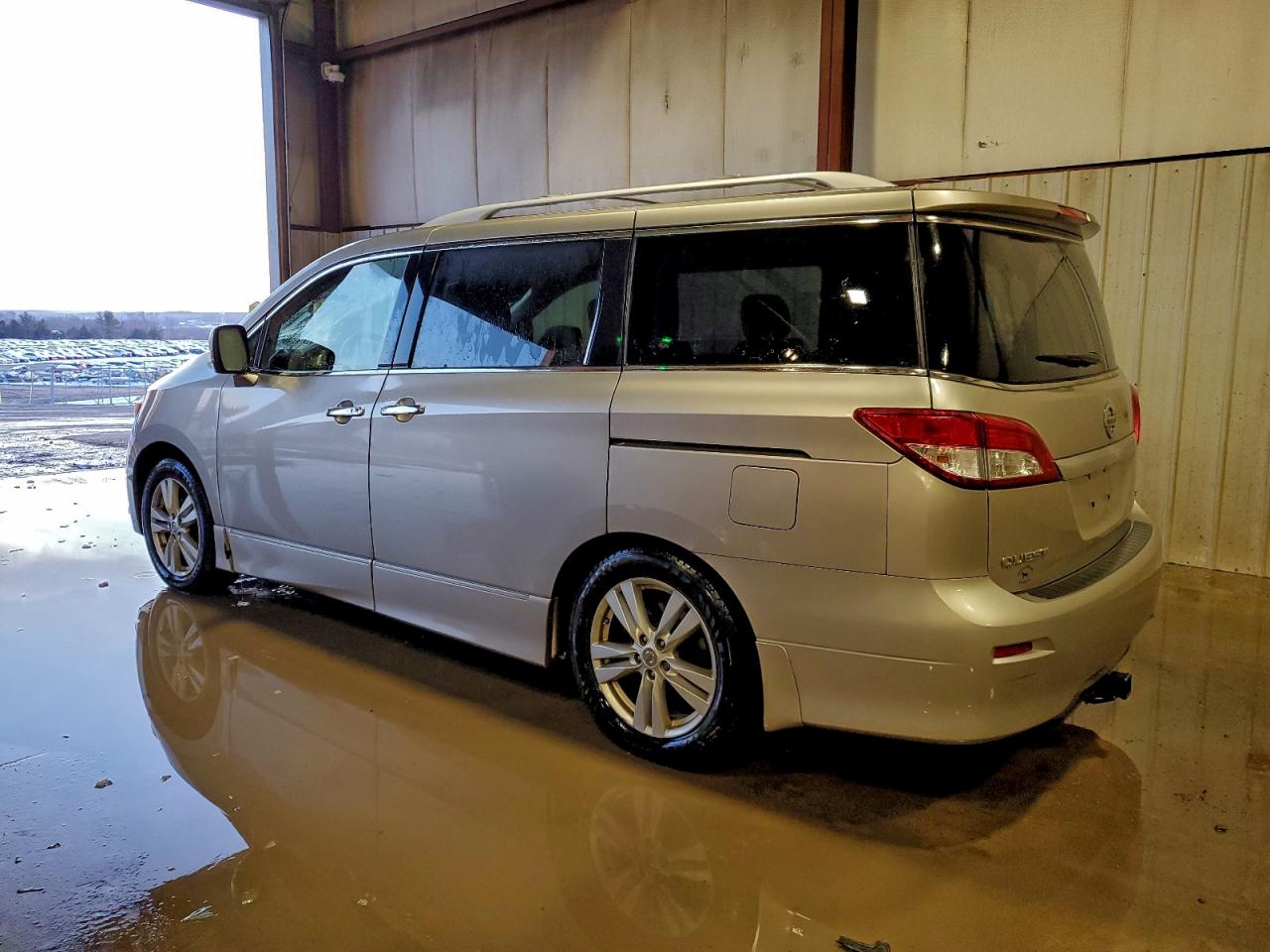2012 NISSAN QUEST S photo 2