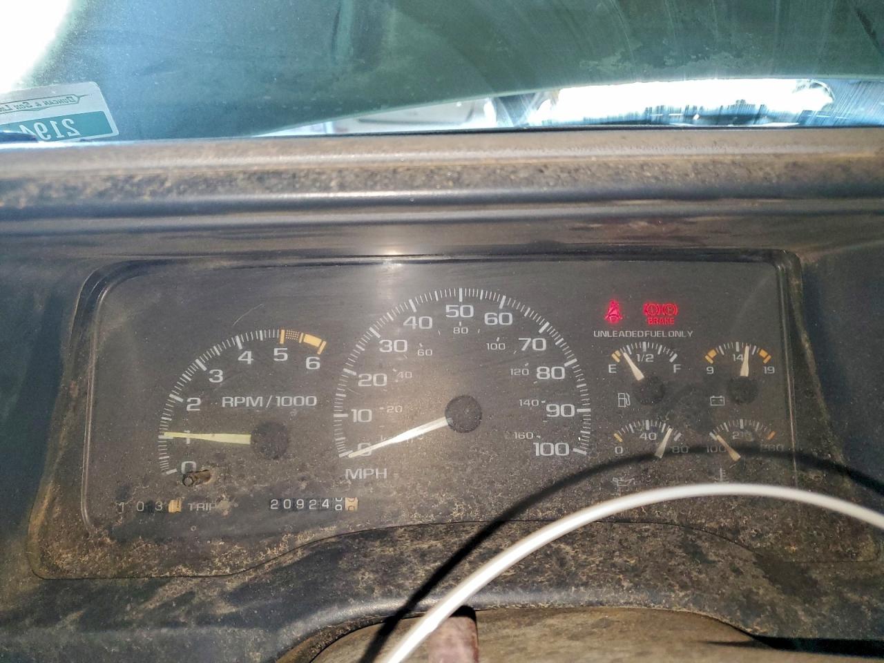 1997 CHEVROLET GMT-400 C1500 photo 25