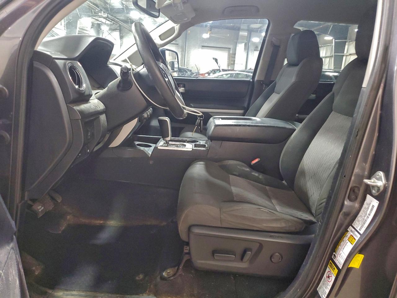 2014 TOYOTA TUNDRA CREWMAX SR5 photo 19