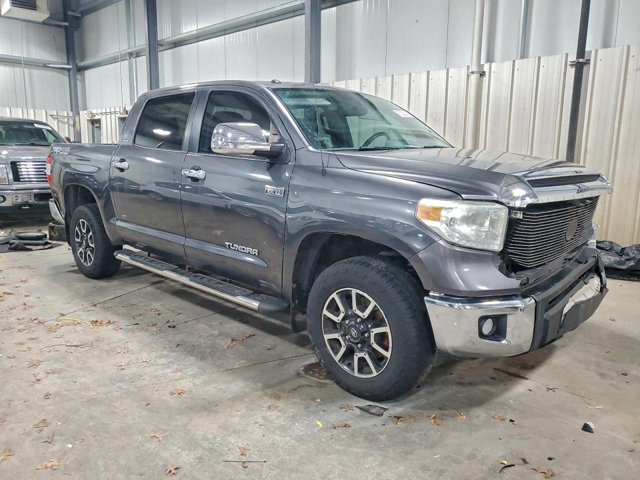 2014 TOYOTA TUNDRA CREWMAX SR5 photo 10