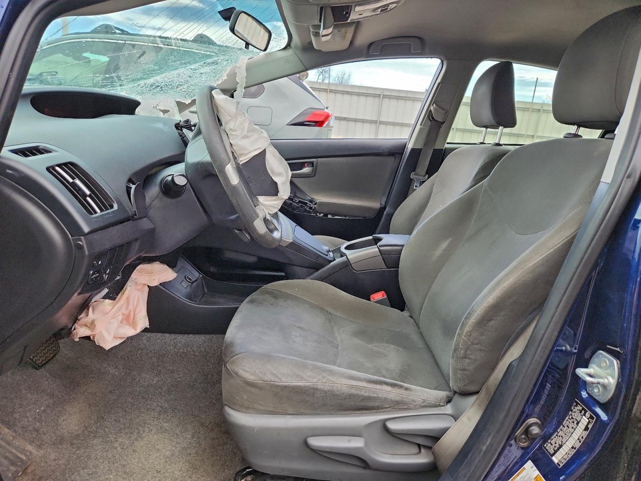 2012 TOYOTA PRIUS photo 19