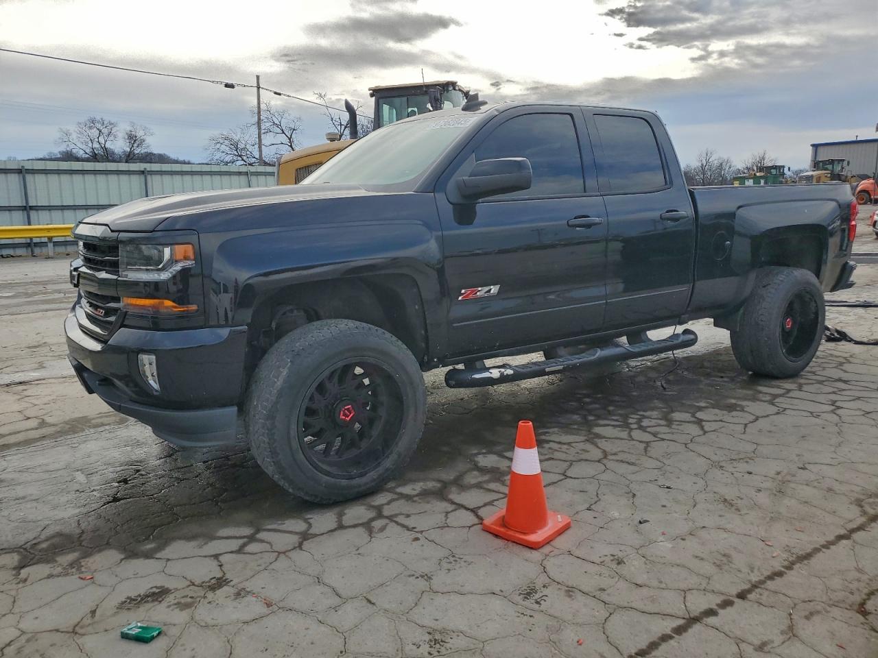 2017 CHEVROLET SILVERADO