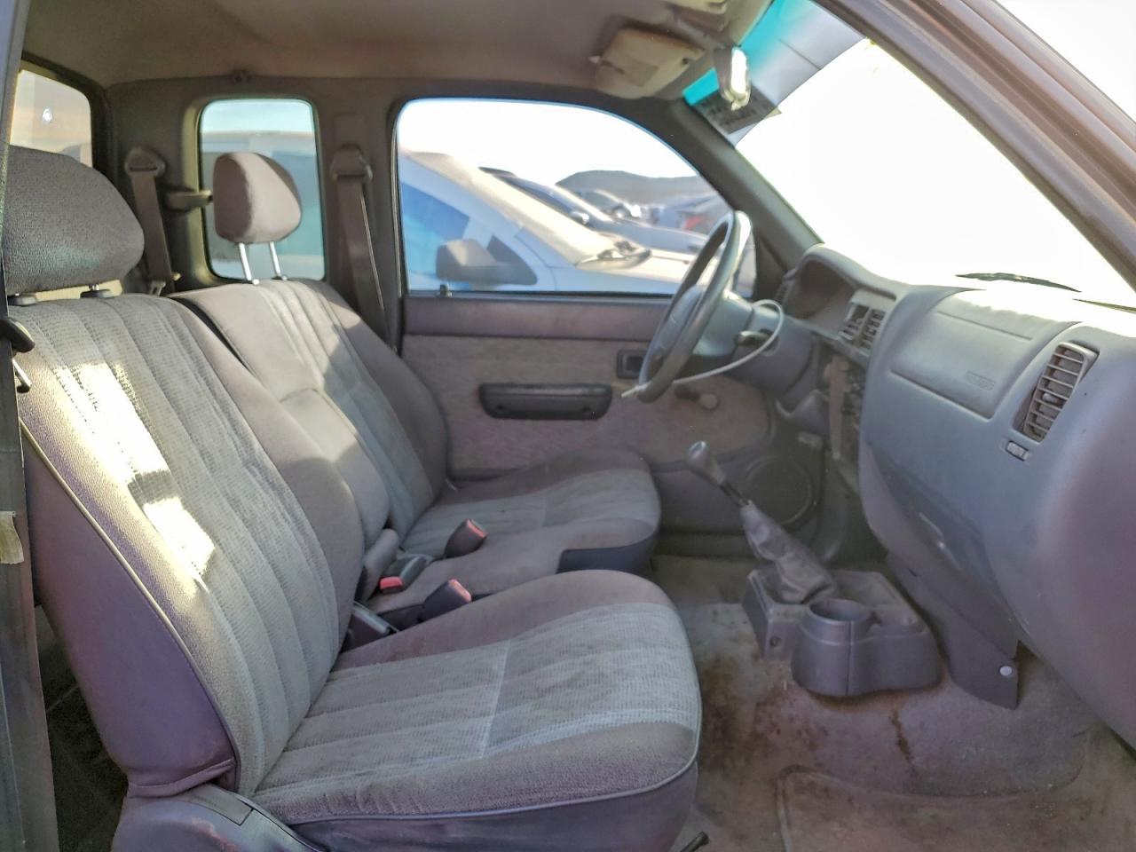 1999 TOYOTA TACOMA XTRACAB photo 13