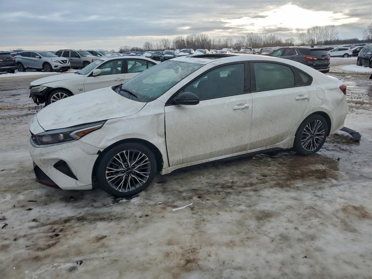 2023 KIA FORTE