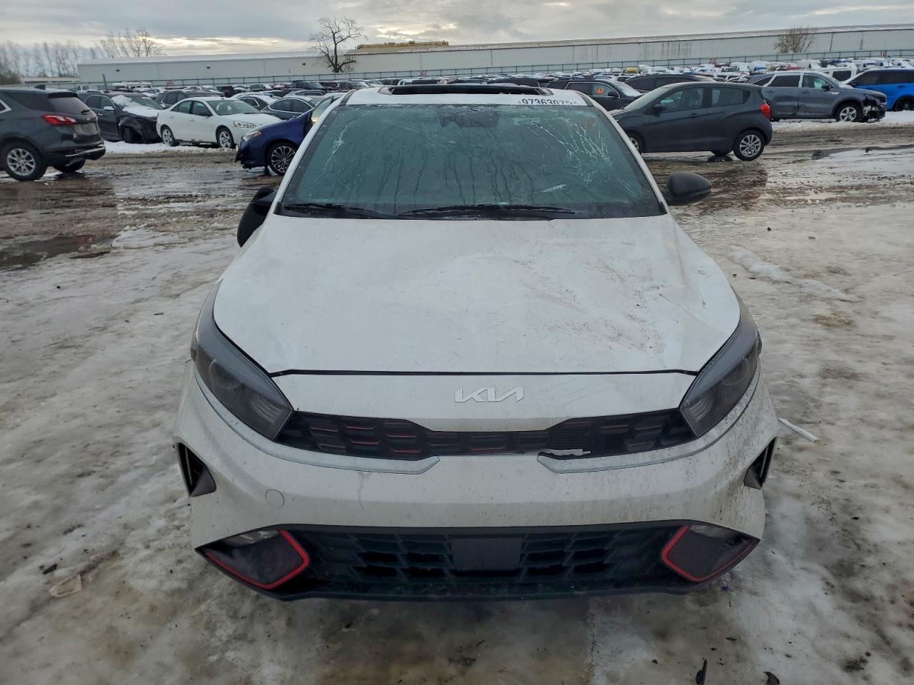 2023 KIA FORTE GT LINE photo 13