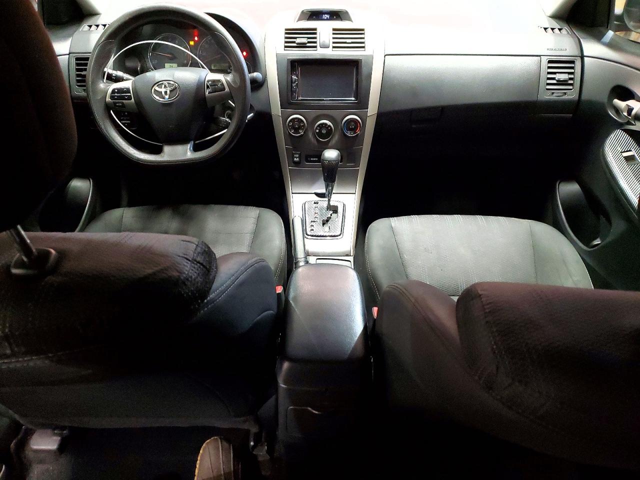 2013 TOYOTA COROLLA BASE photo 8