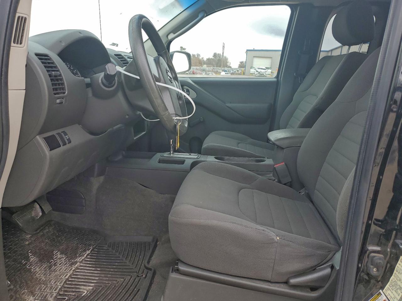 2009 NISSAN FRONTIER KING CAB XE photo 19
