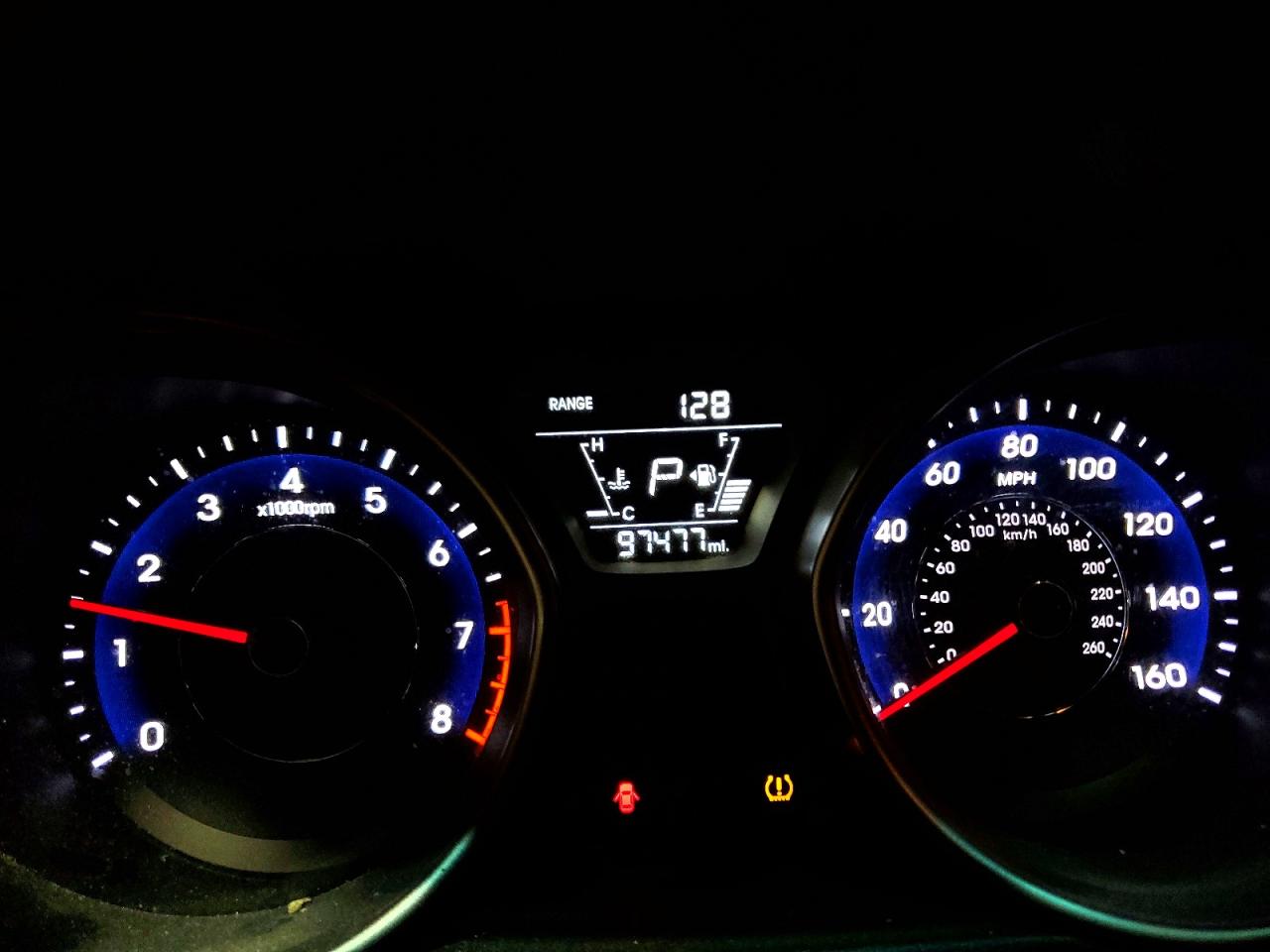 2015 HYUNDAI ELANTRA SE photo 25