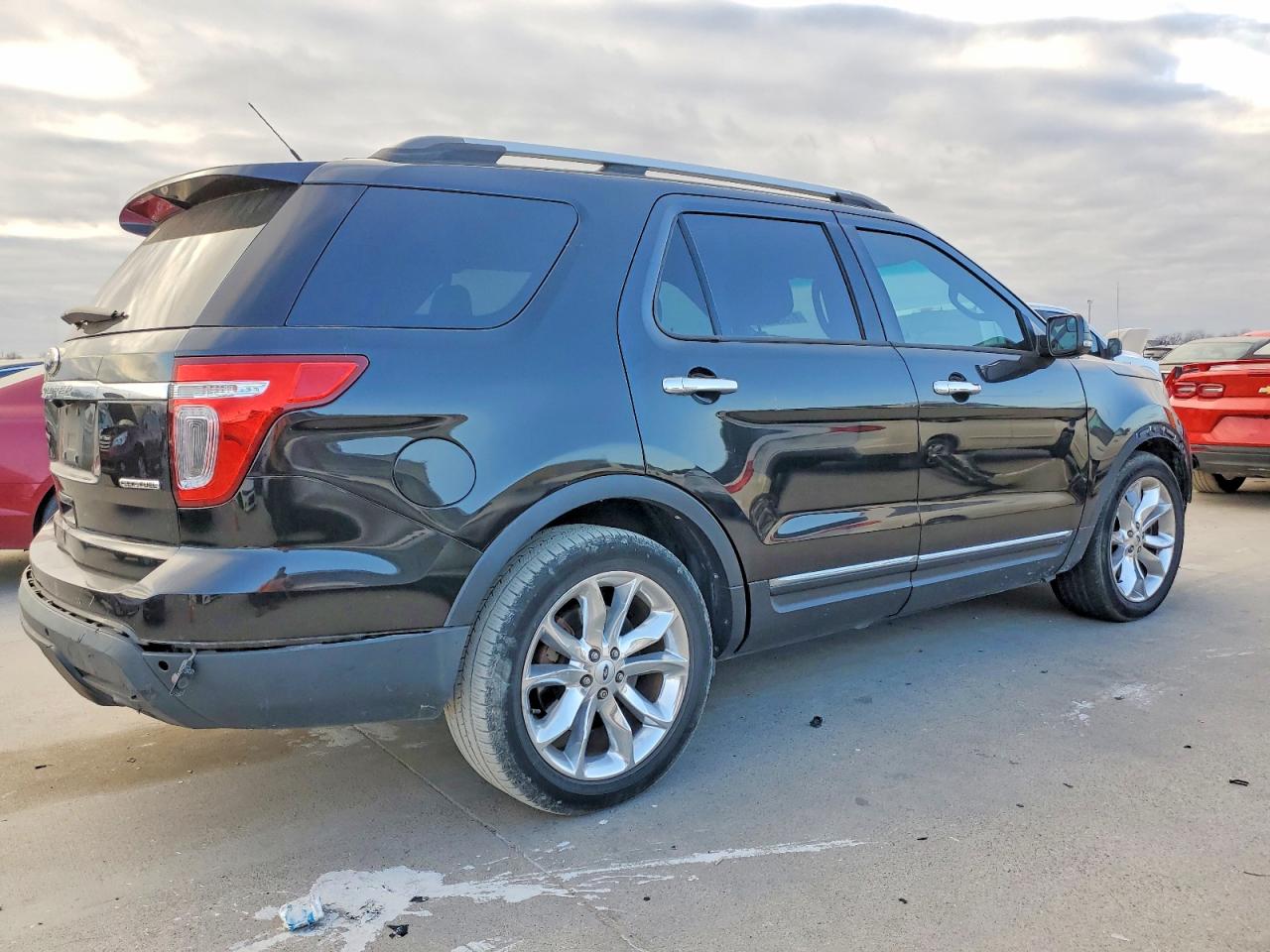 2014 FORD EXPLORER XLT photo 5