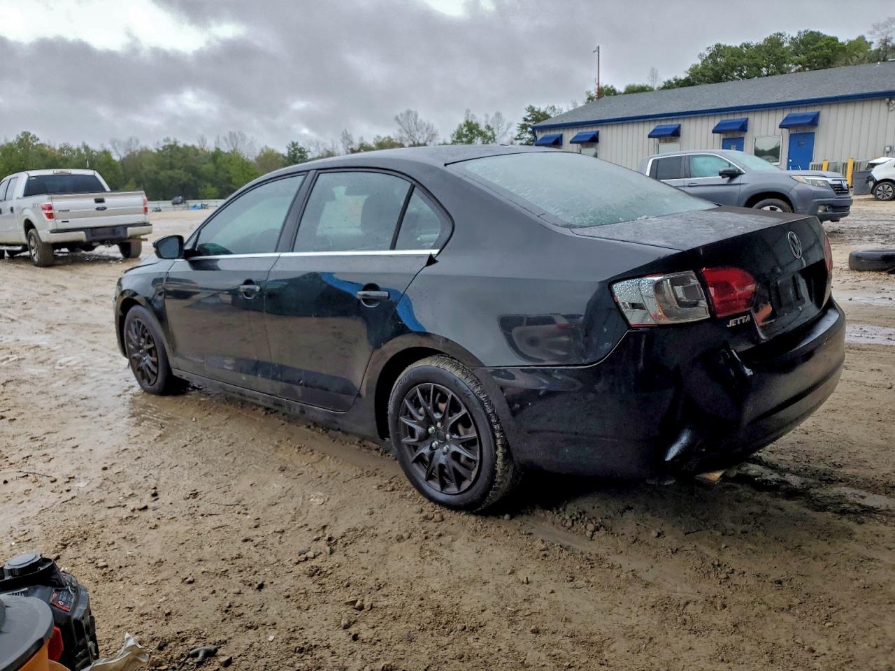 2013 VOLKSWAGEN JETTA SE photo 3