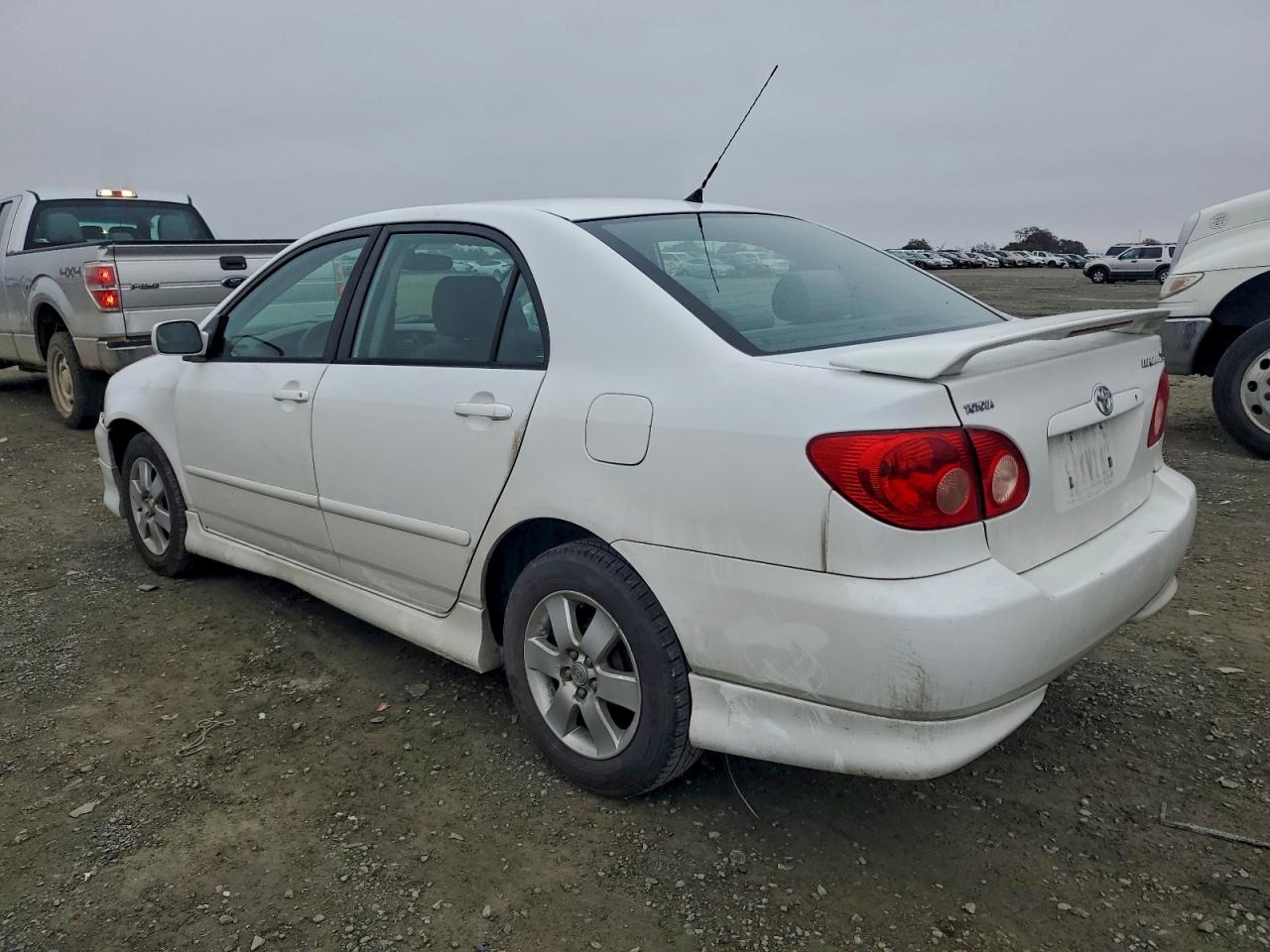 2007 TOYOTA COROLLA CE photo 2