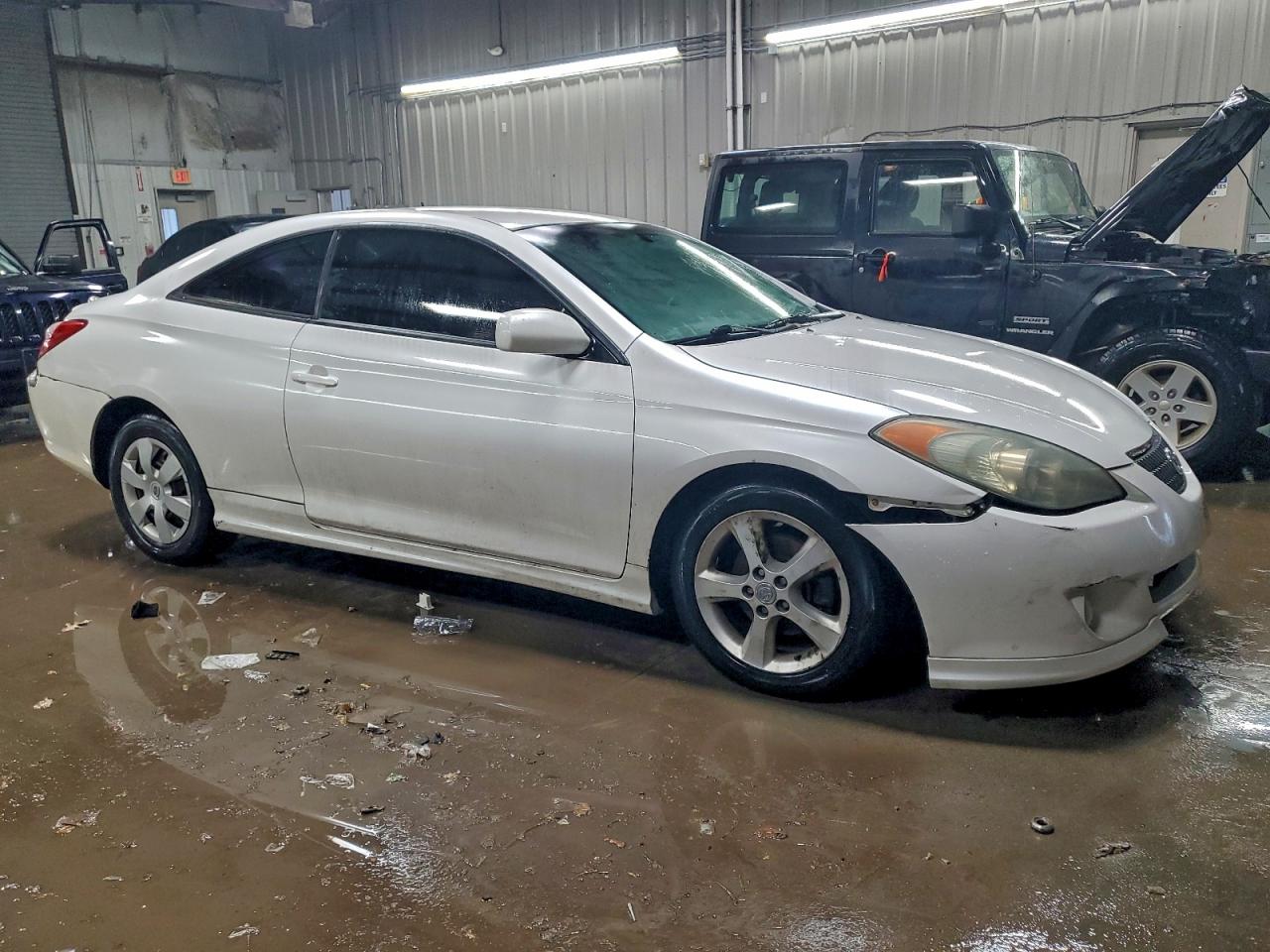 2004 TOYOTA CAMRY SOLARA SE photo 7