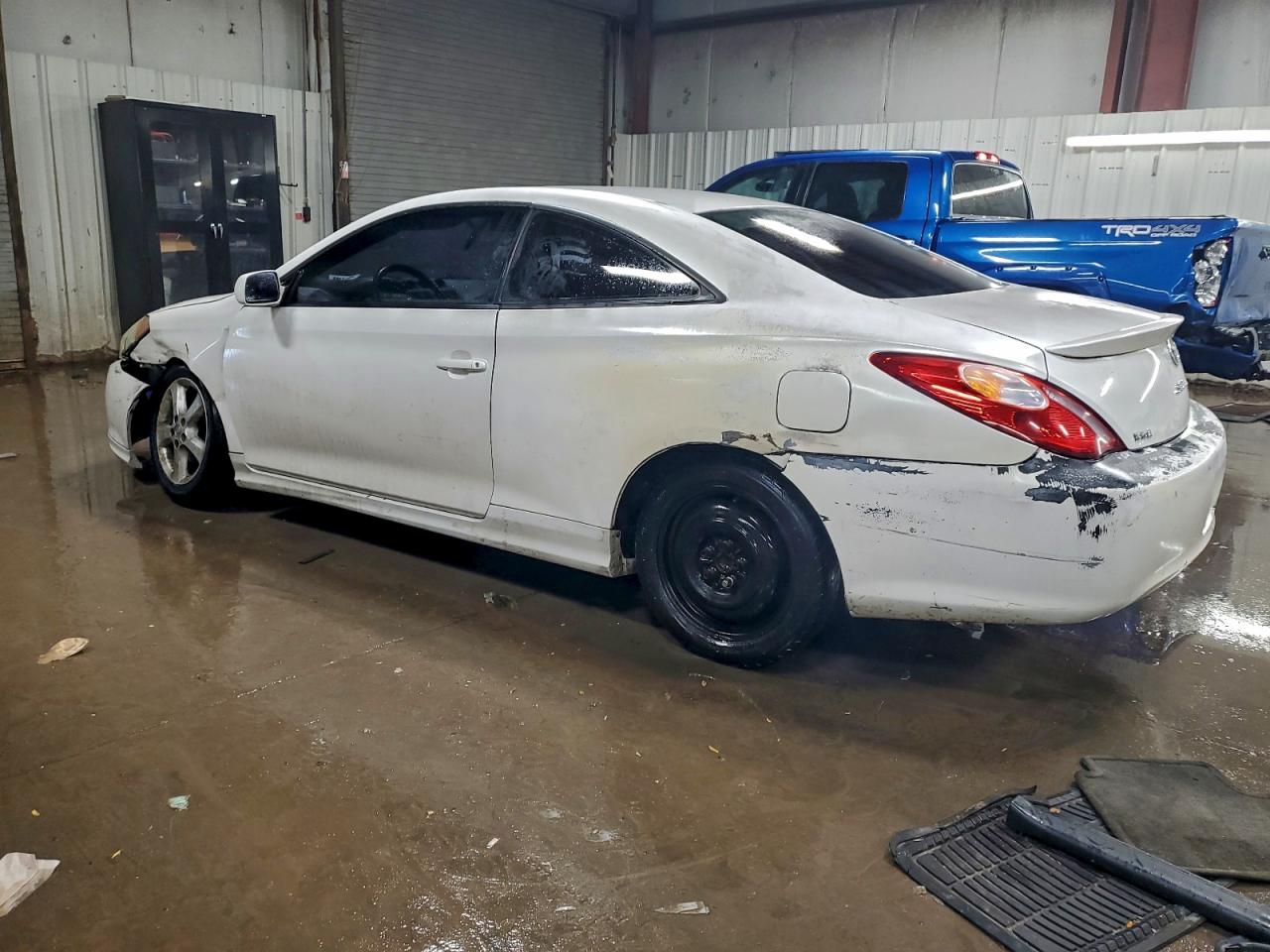 2004 TOYOTA CAMRY SOLARA SE photo 3
