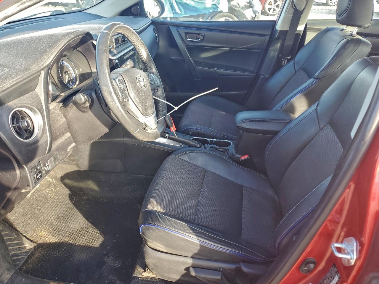 2017 TOYOTA COROLLA L photo 19