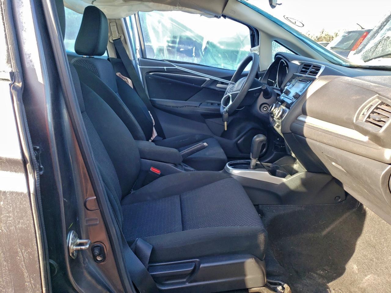 2019 HONDA FIT LX photo 19