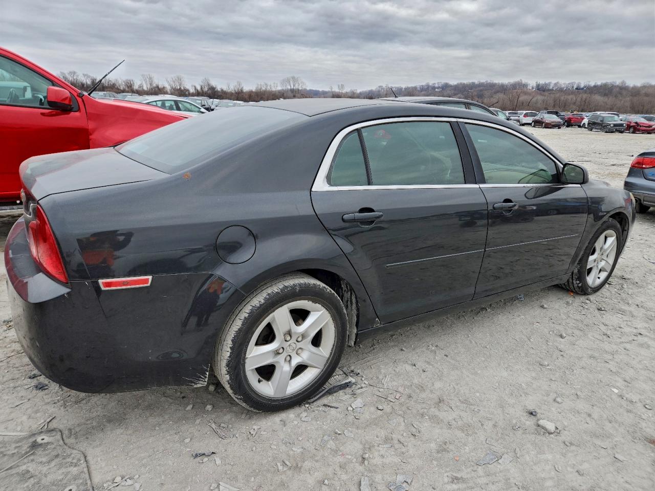 2011 CHEVROLET MALIBU LS photo 3
