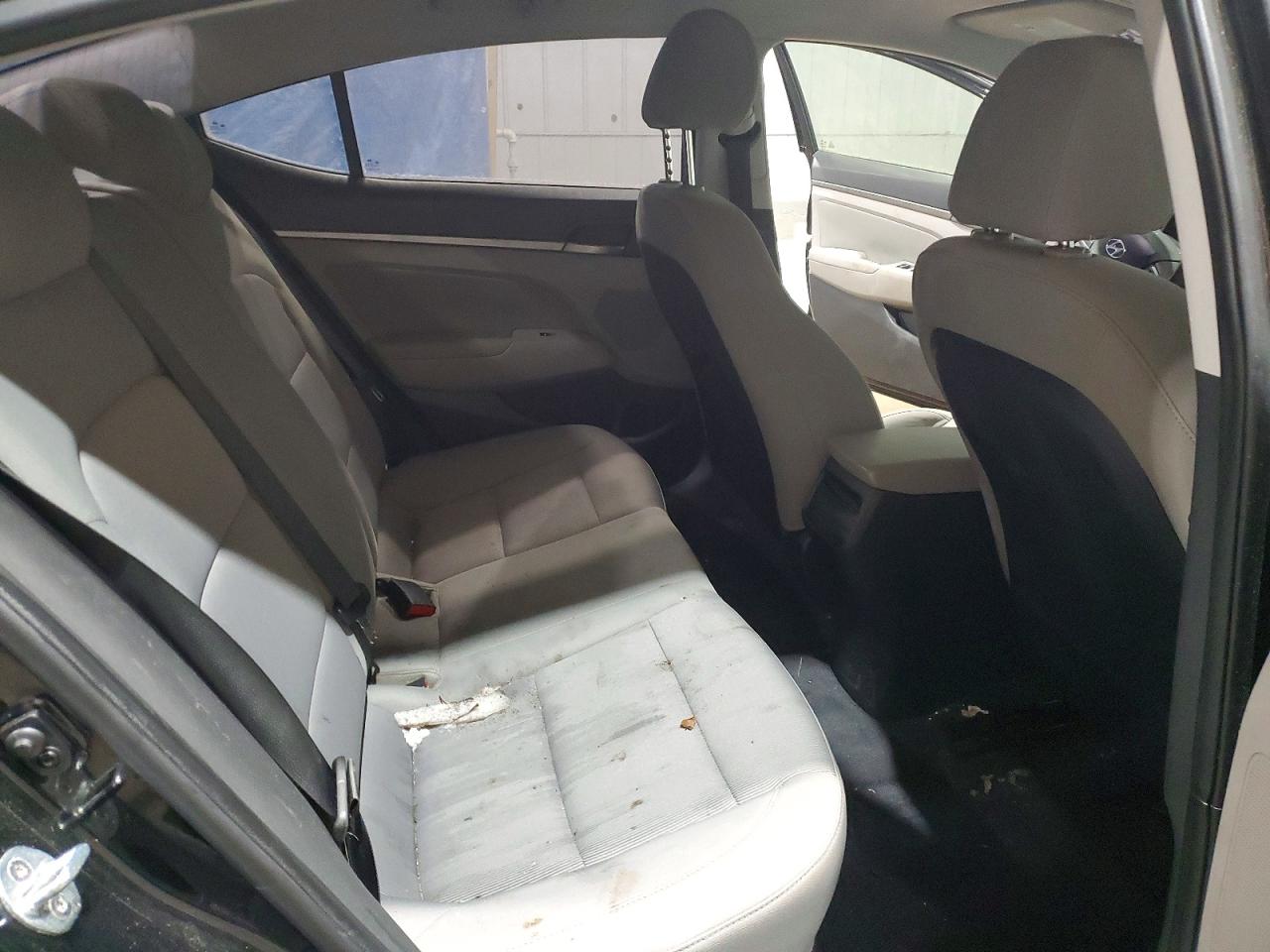 2018 HYUNDAI ELANTRA SEL photo 10