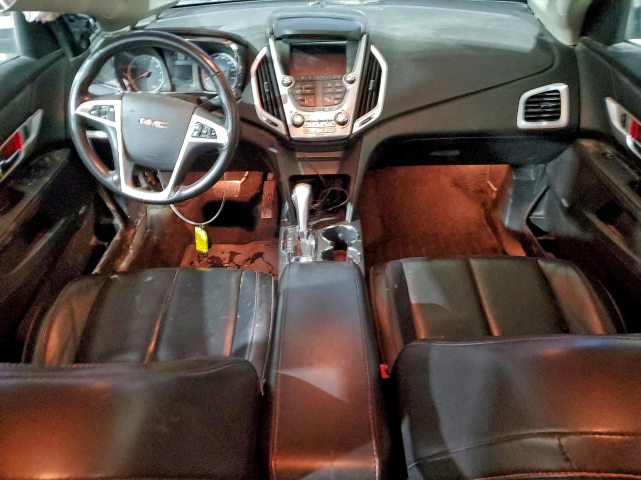 2012 GMC TERRAIN SLT photo 8