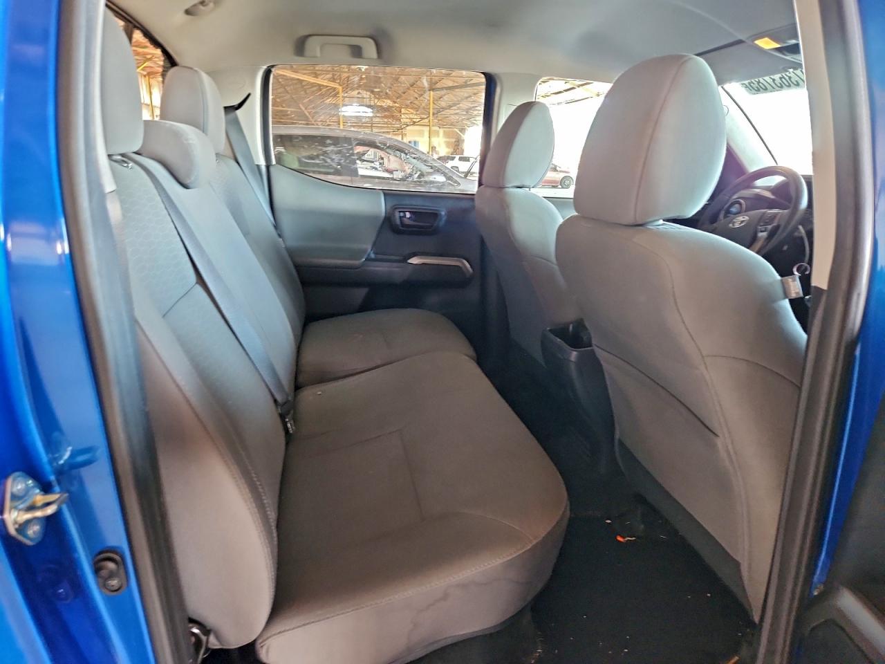2017 TOYOTA TACOMA DOUBLE CAB photo 10