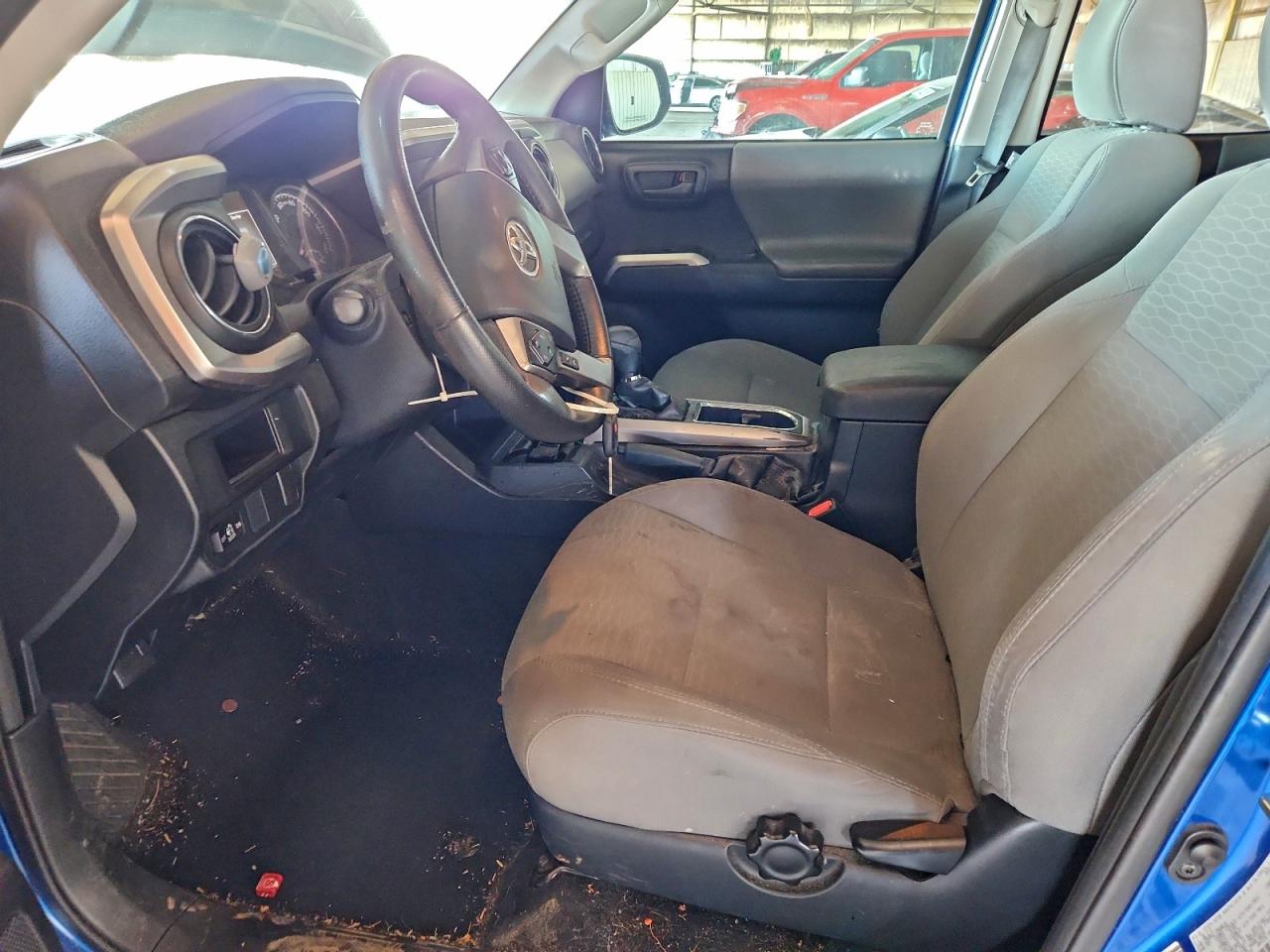 2017 TOYOTA TACOMA DOUBLE CAB photo 7