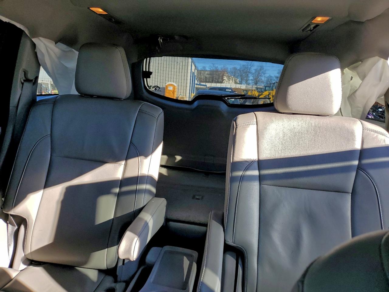2018 TOYOTA HIGHLANDER SE photo 28