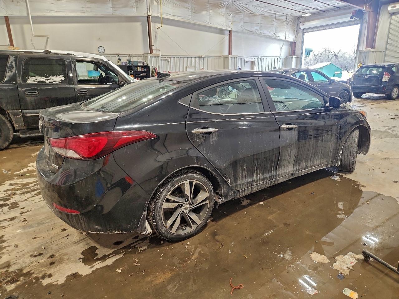 2015 HYUNDAI ELANTRA SE photo 3