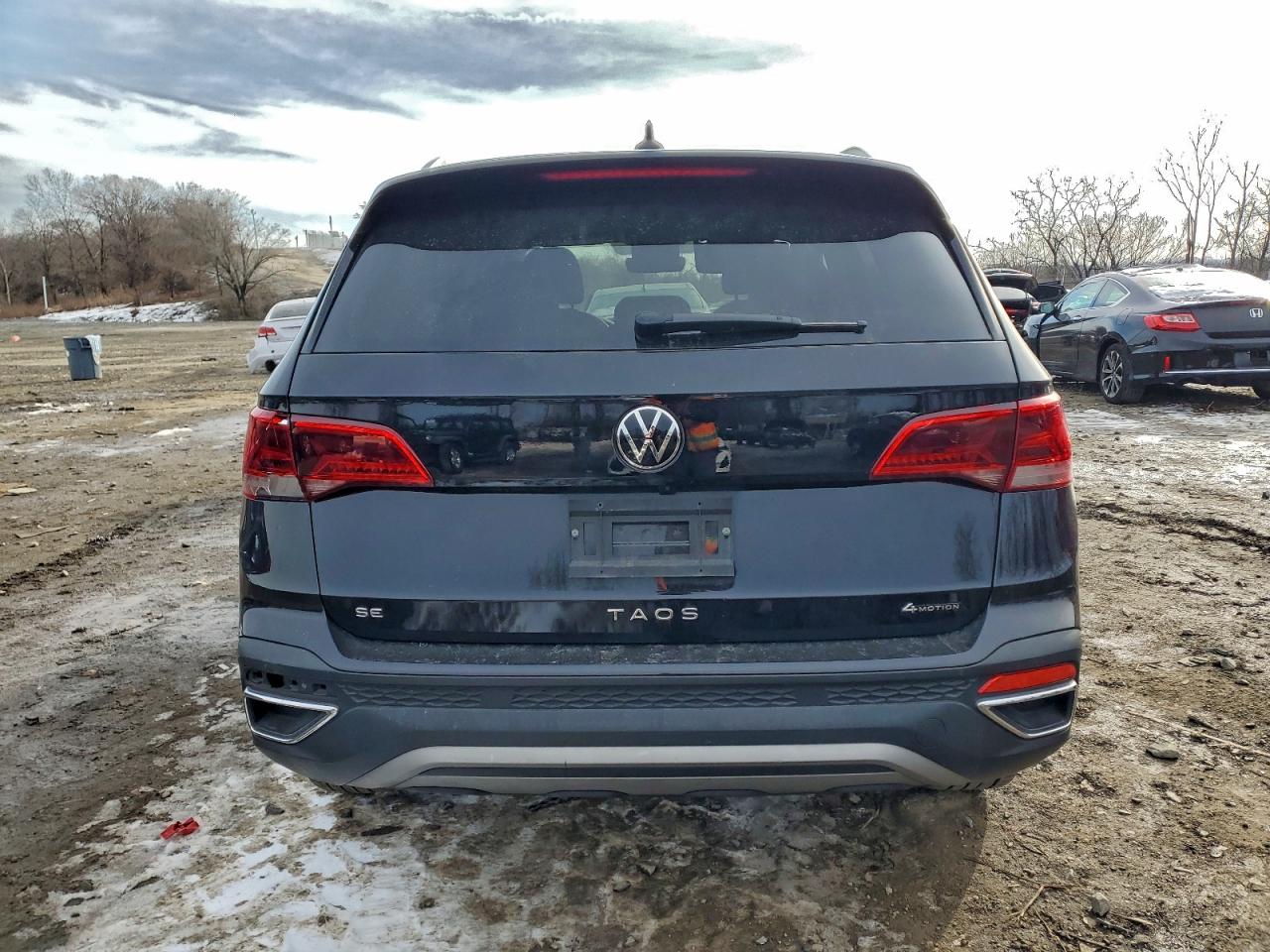 2024 VOLKSWAGEN TAOS SE photo 6
