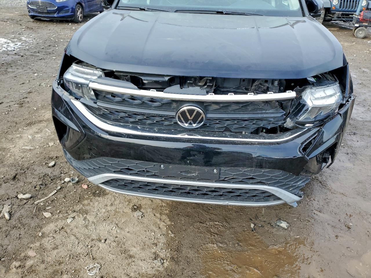 2024 VOLKSWAGEN TAOS SE photo 12