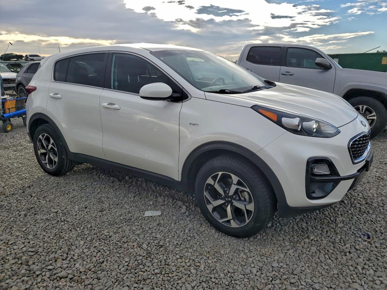 2021 KIA SPORTAGE LX photo 4